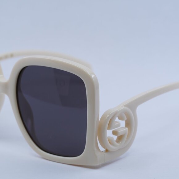 🕶️ New Gucci GG1326S 009 Sunglasses - Ivory Frame, Grey Mirror Lenses - Picture 4 of 11